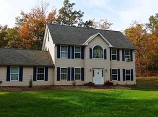 19 Hiawatha Trl, Albrightsville, PA 18210