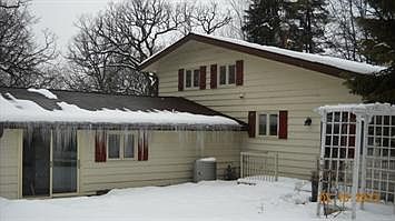 2nd image of 404 Banbury Rd