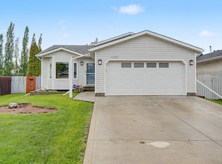 4403 43rd St, Beaumont, AB T4X 1G8