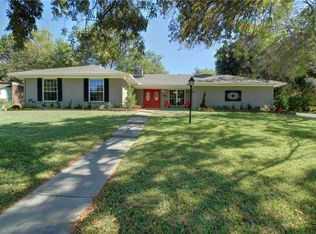200 Winding Creek Dr, Highland Village, TX 75077