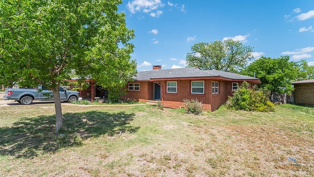 308 N 3rd St, Ballinger, TX 76821 Zillow