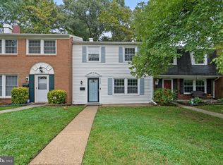1736 Waldorf Ct, Crofton, MD 21114