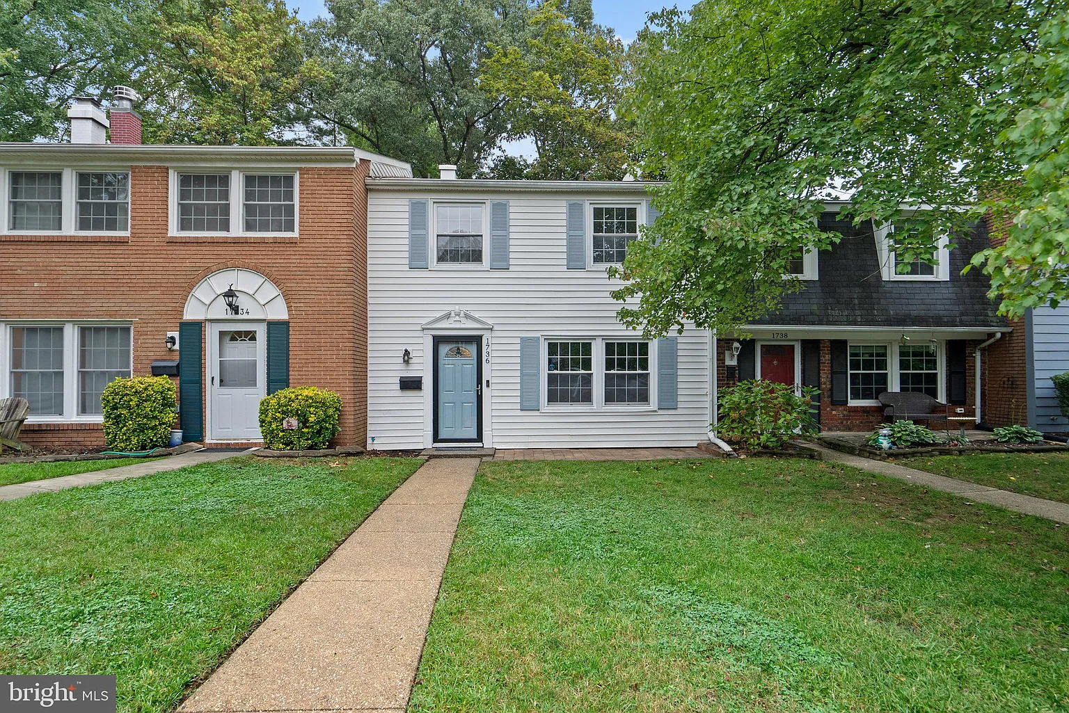 1736 Waldorf Ct photo 1