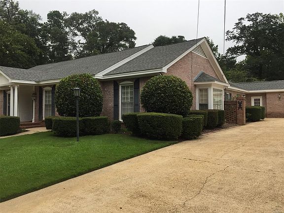 3rd image of 130 Heritage Hills Dr