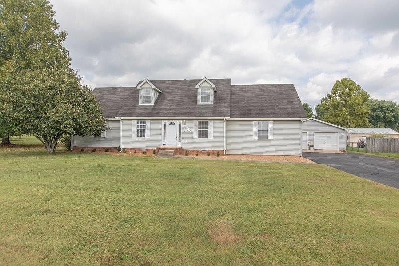 1st image of 2428 Ramblewood Dr