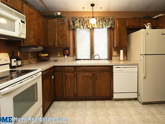 5th image of 8120 E Avon Ln