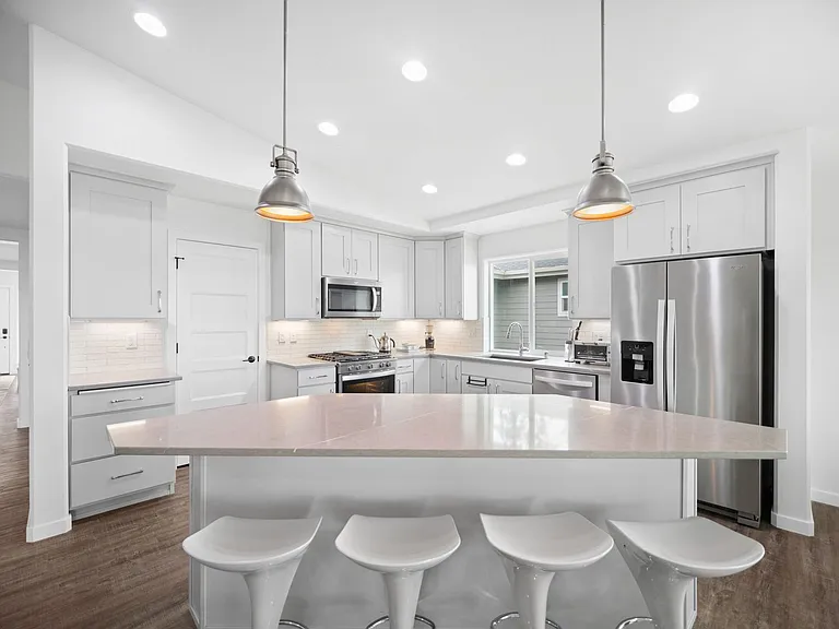 7153 S Parkridge Blvd — Photo 8
