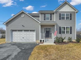 390 Bailey Rd, Montgomery, NY 12549