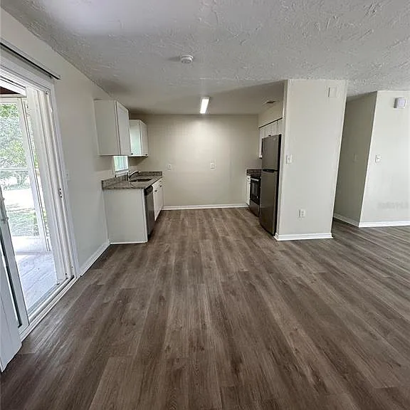 1343 Croyle Dr — Photo 5
