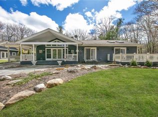 17 Baxter Rd, Cragsmoor, NY 12566