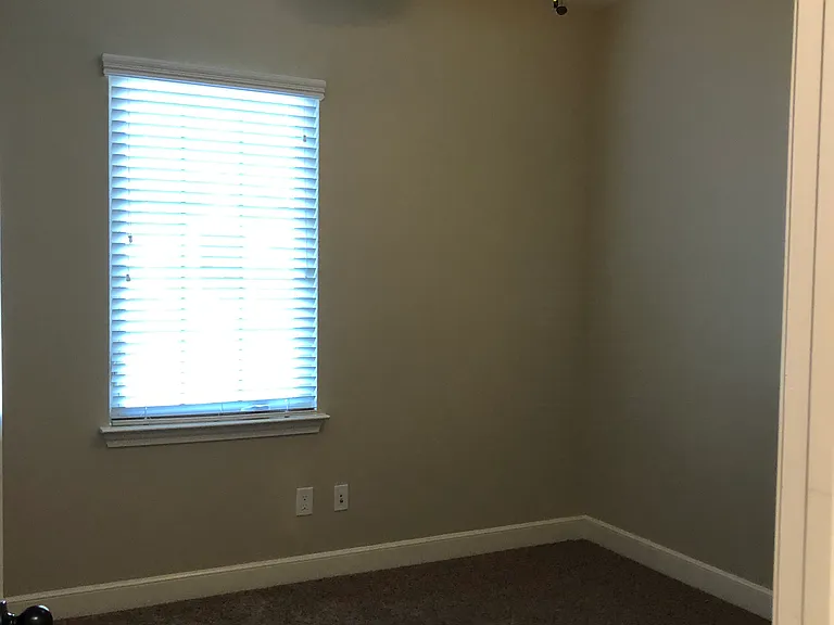 10603 Troy Ave — Photo 20