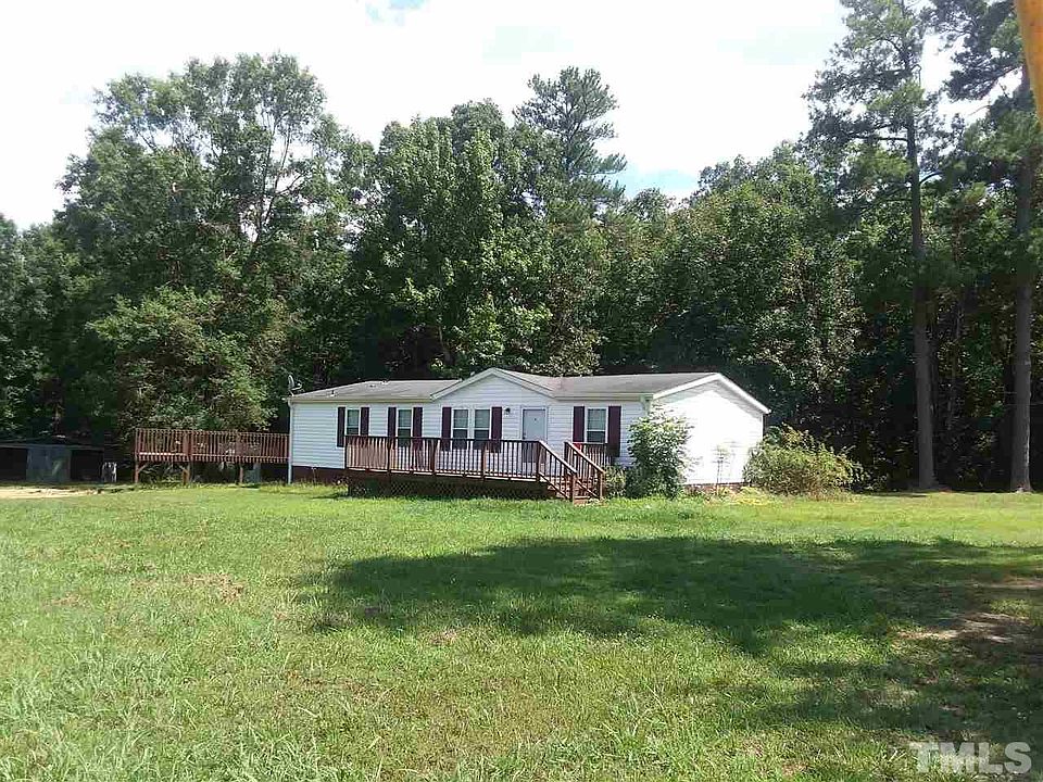 1st image of 3106 White Oak Dr