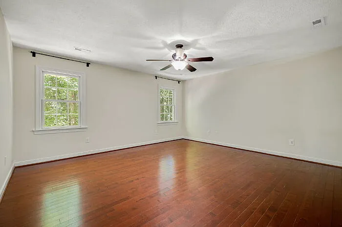 316 Abbey Ct — Photo 25