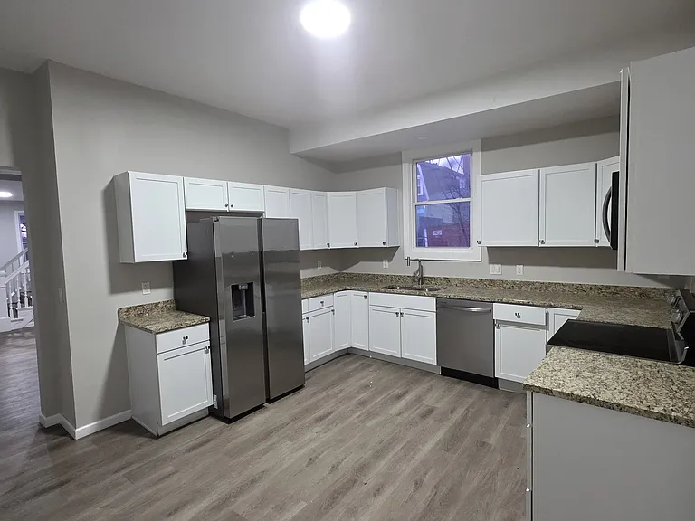 1128 Mansion Ave — Photo 13