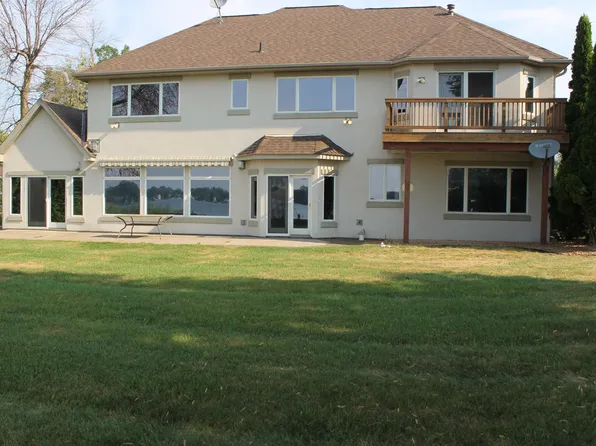 21700 Fenway Ct N, Forest Lake, MN 55025