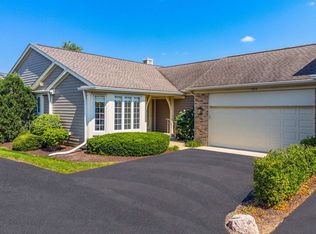 122 Kilchurn Ln, Palatine, IL 60067