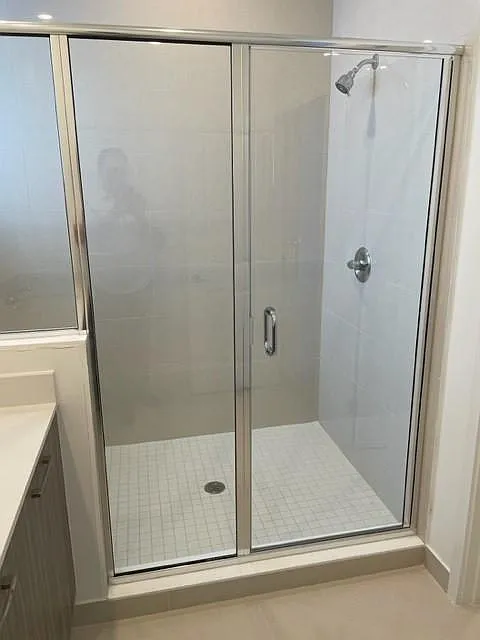 3 bed, 2.5 bath, 1850 sqft, $3,300 — Photo 3