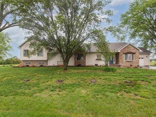 23287 NW 1700th Rd, Garnett, KS 66032