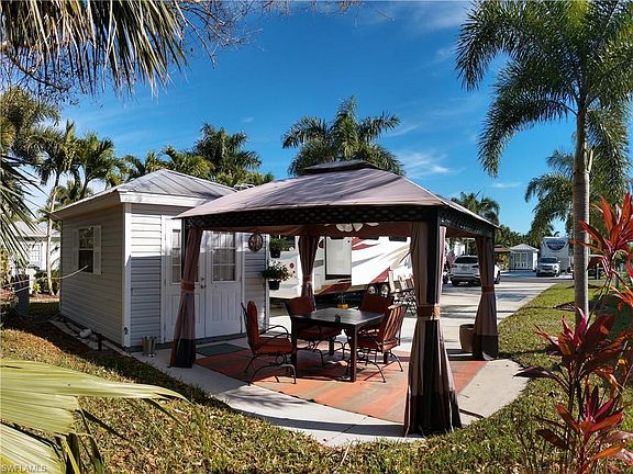 4th image of 5734 Burrwood Ct