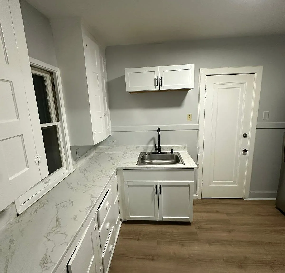 3 bed, 1200 sqft, $1,595 — Photo 2