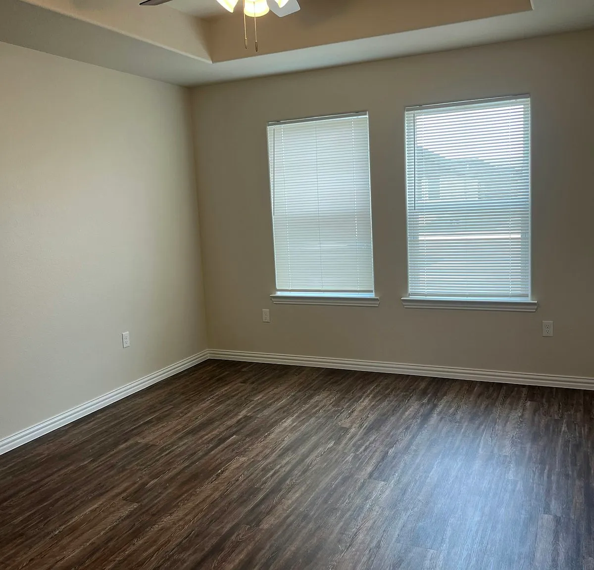 503 Honeysuckle Lane — Photo 4