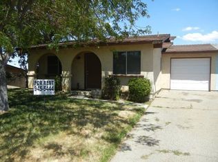 42054 Blueflax Ave, Quartz Hill, CA 93536