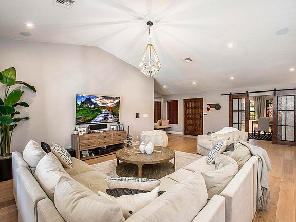 5th image of 8749 E San Vicente Dr