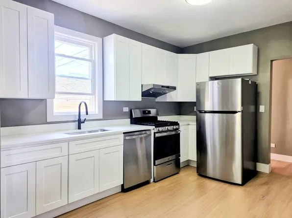 2818 S Lowe Ave #Rbd, Chicago, IL 60616