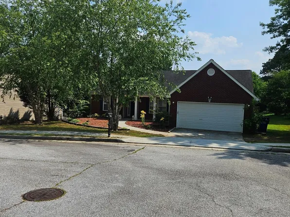844 Langley View Ct, Loganville, GA 30052