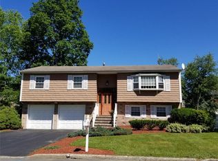 349 Nina St, New Windsor, NY 12553