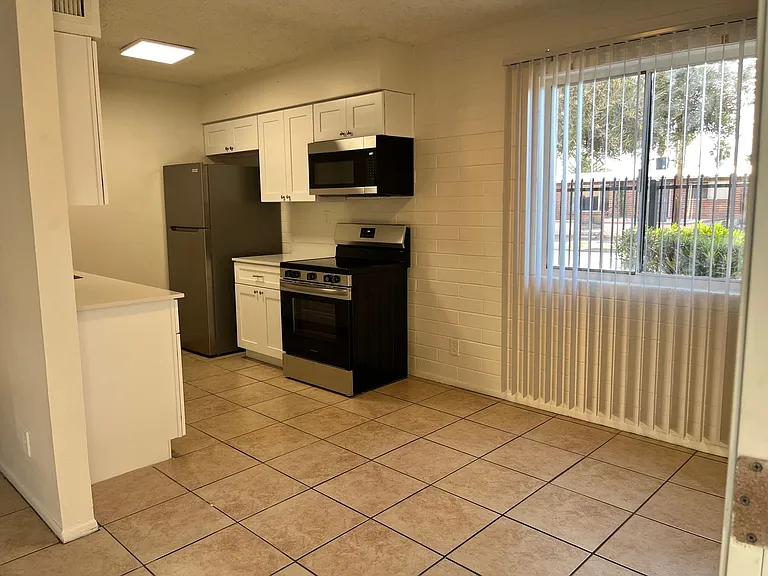 Catalina View Apartments — Photo 51