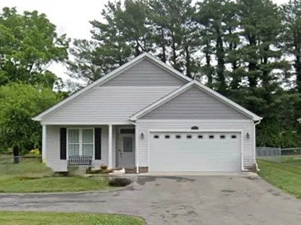 5572 Hollins, Roanoke, VA 24019