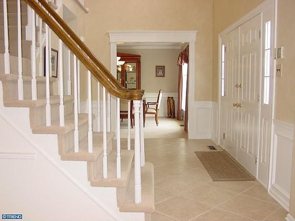 2nd image of 31 Hamilton Dr