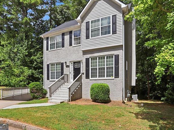 2nd image of 7144 Stonebrook Cir