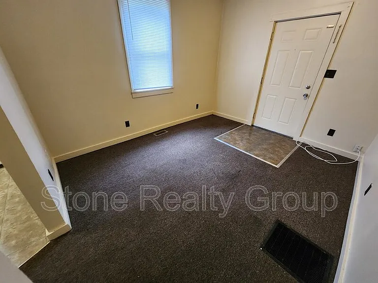 1034 N 7th St #2 — Photo 2