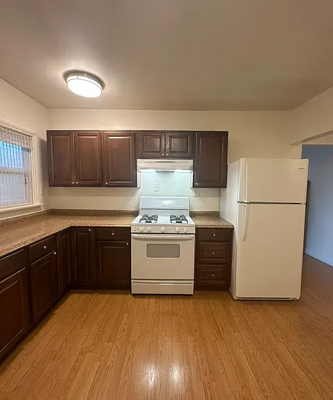 403 N Nevada St — Photo 4