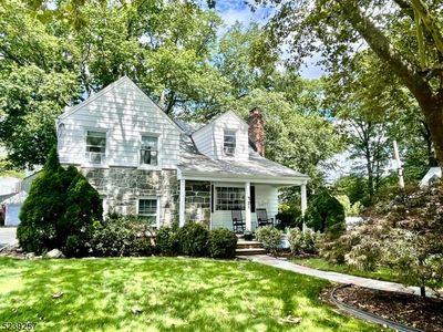 325 Huguenot Ave, Union, NJ, 07083