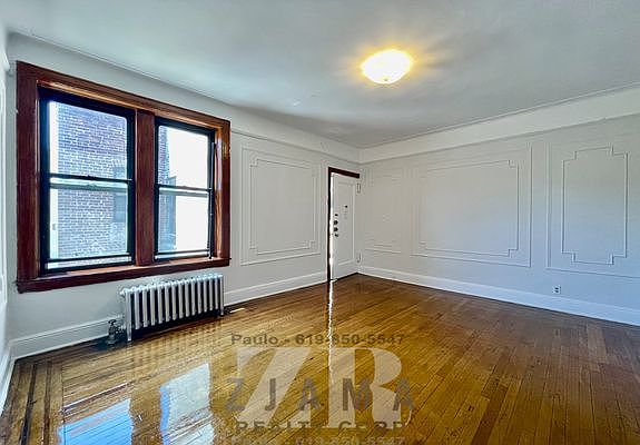 2nd image of 558 11th St #A4