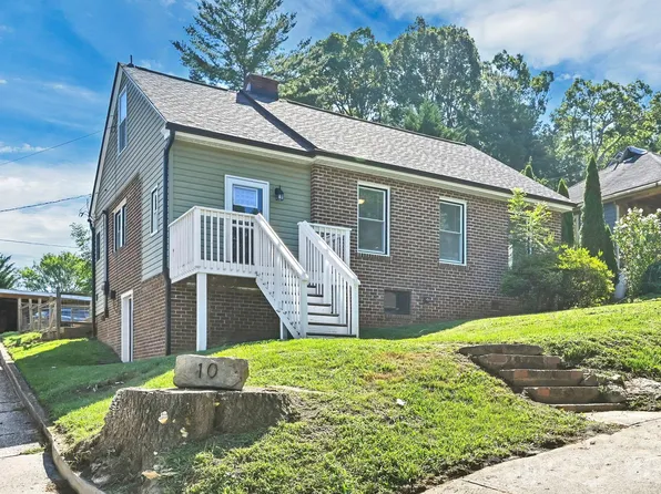10 Enka Oak St, Candler, NC 28715
