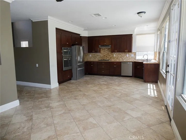 8616 E Silver Ridge Ln — Photo 9