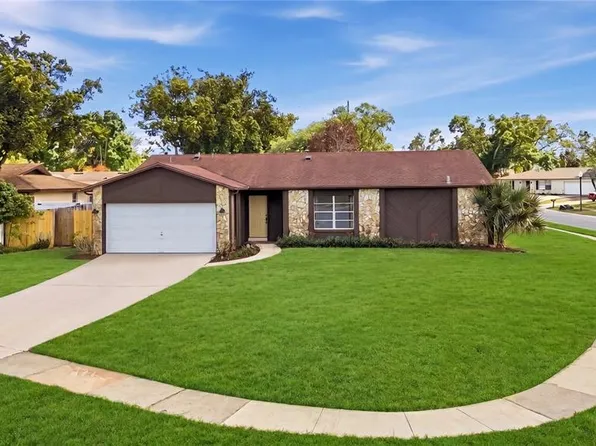 8040 Towne Ct, Orlando, FL 32818