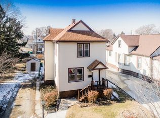 815 N Center St, Joliet, IL 60435