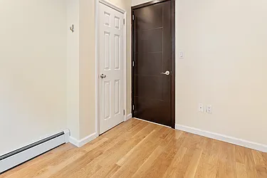 Rented by Safdie Realty Group