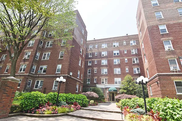 Sold by Corcoran | media 8