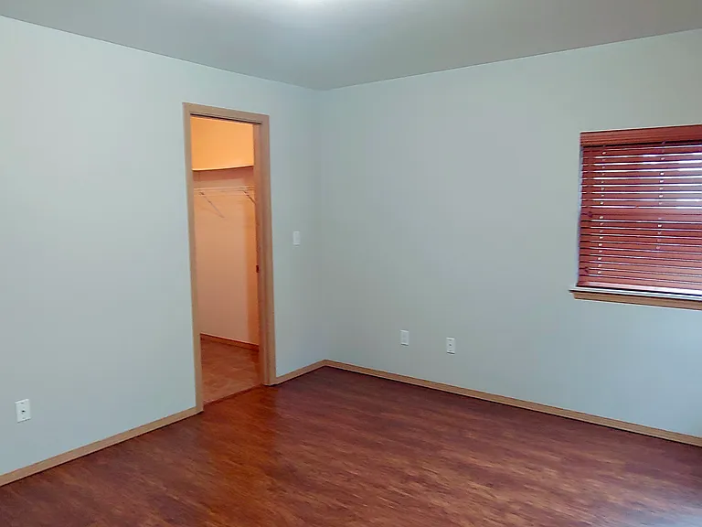 7118 51st Ave NE #6 — Photo 11