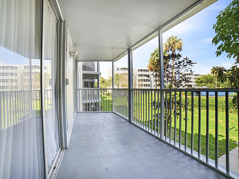 5201 NW 2nd Ave #2130 — Photo 15