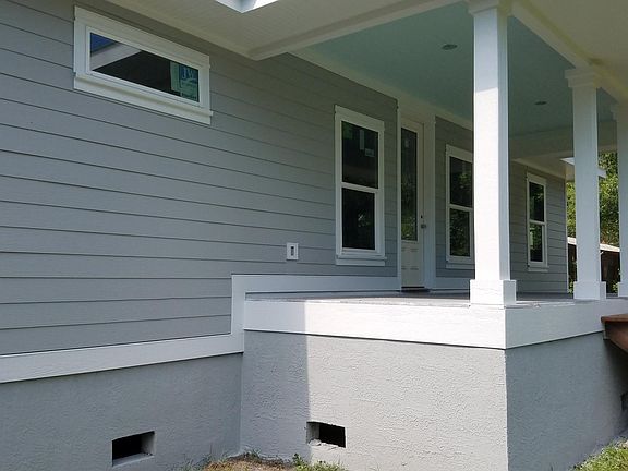 2nd image of 131 42nd Ave NE
