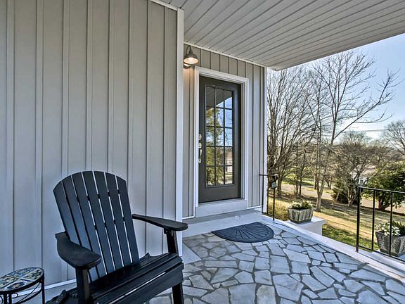 2nd image of 2606 Forestdale Ave