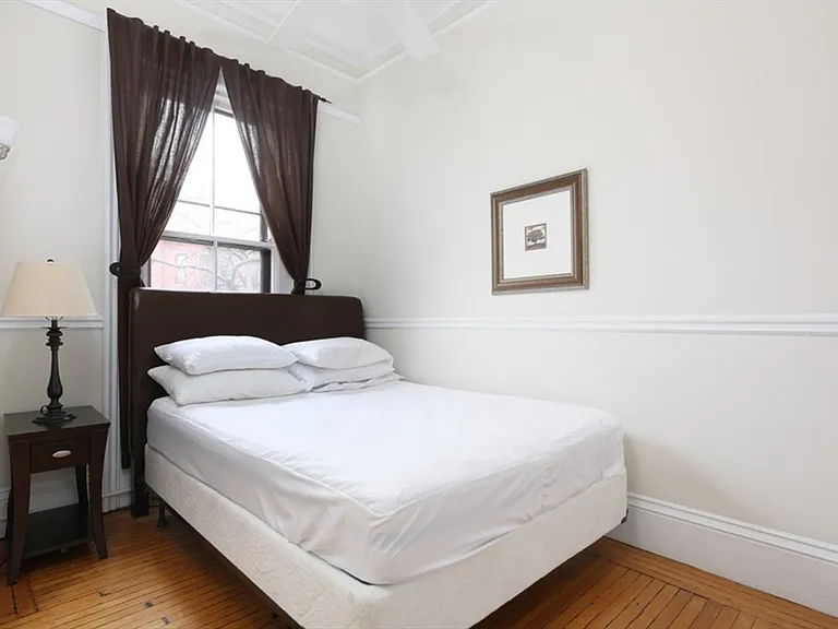 296 Marlborough St #4 — Photo 3