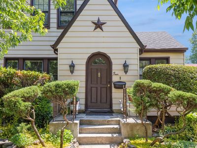 4 May Court, West Hempstead, NY, 11552